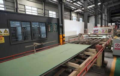 質(zhì)造行走進(jìn)兔寶寶石膏板工廠,探究綠色“自主智造”